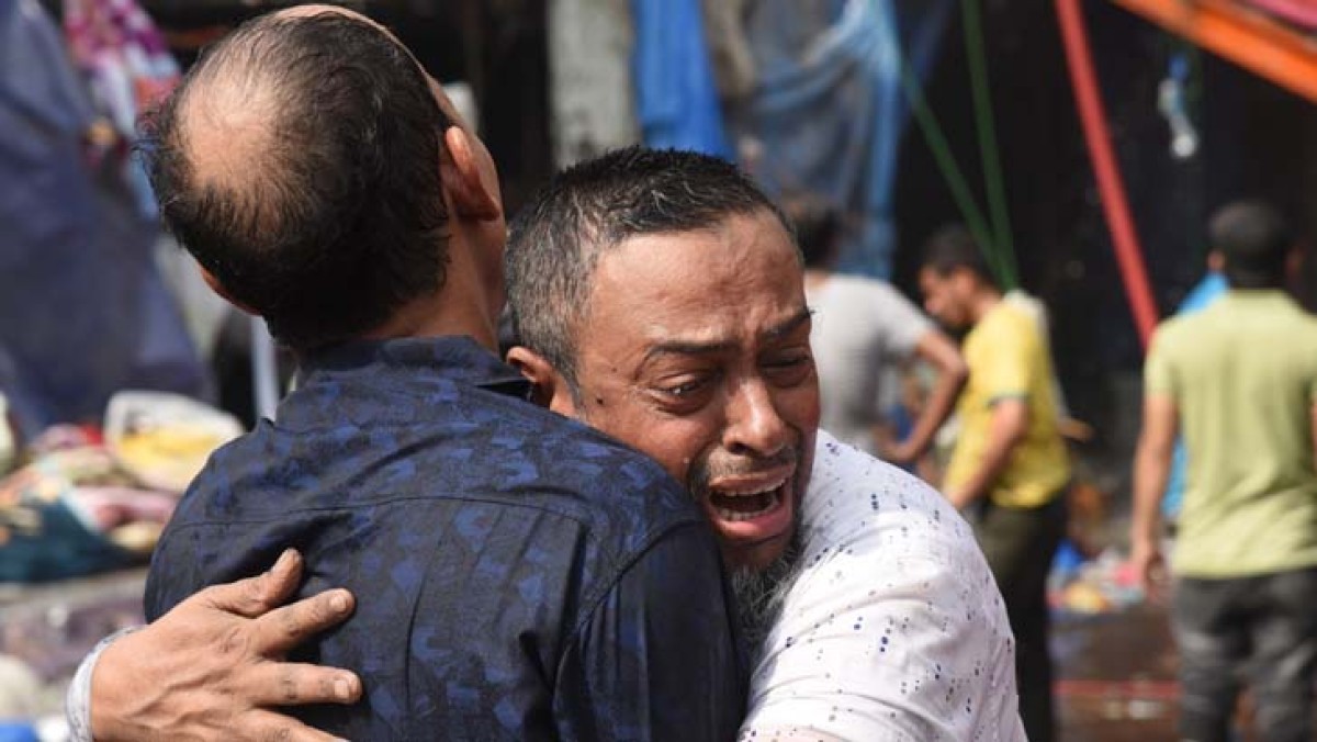 অগ্নিকাণ্ডের জন্য যাকে দায়ী করছেন ব্যবসায়ীরা