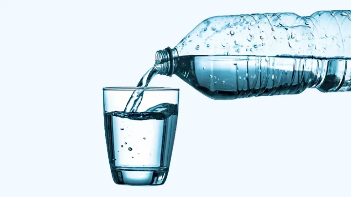 শীতে যে কারণে বেশি পানি পান করা জরুরি