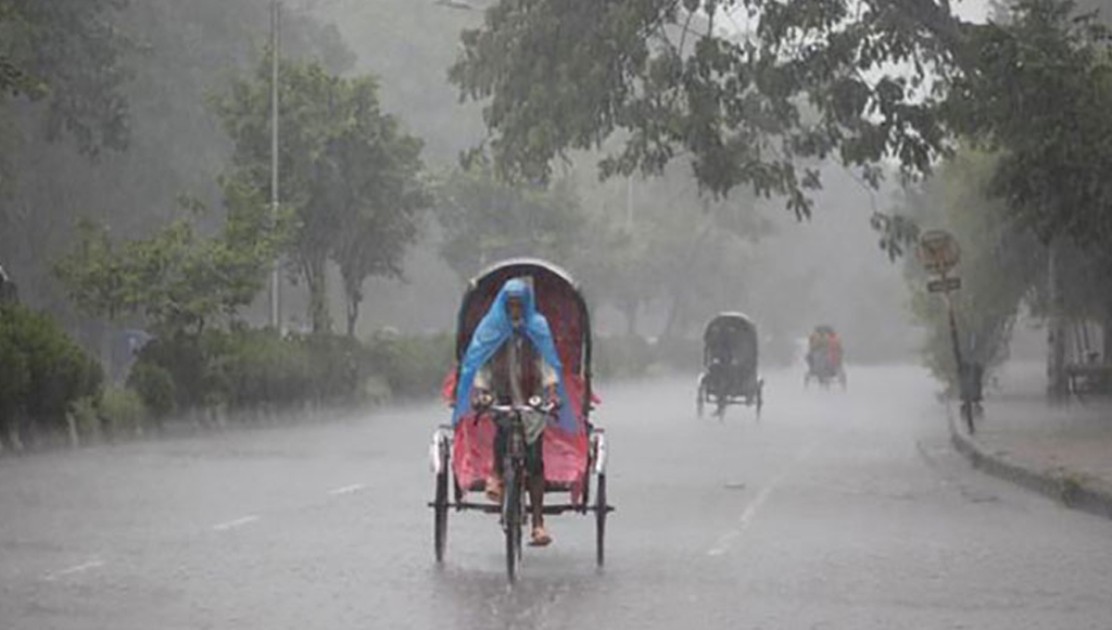 সারাদেশে স্বস্তির বৃষ্টি কমেছে তাপমাত্রা